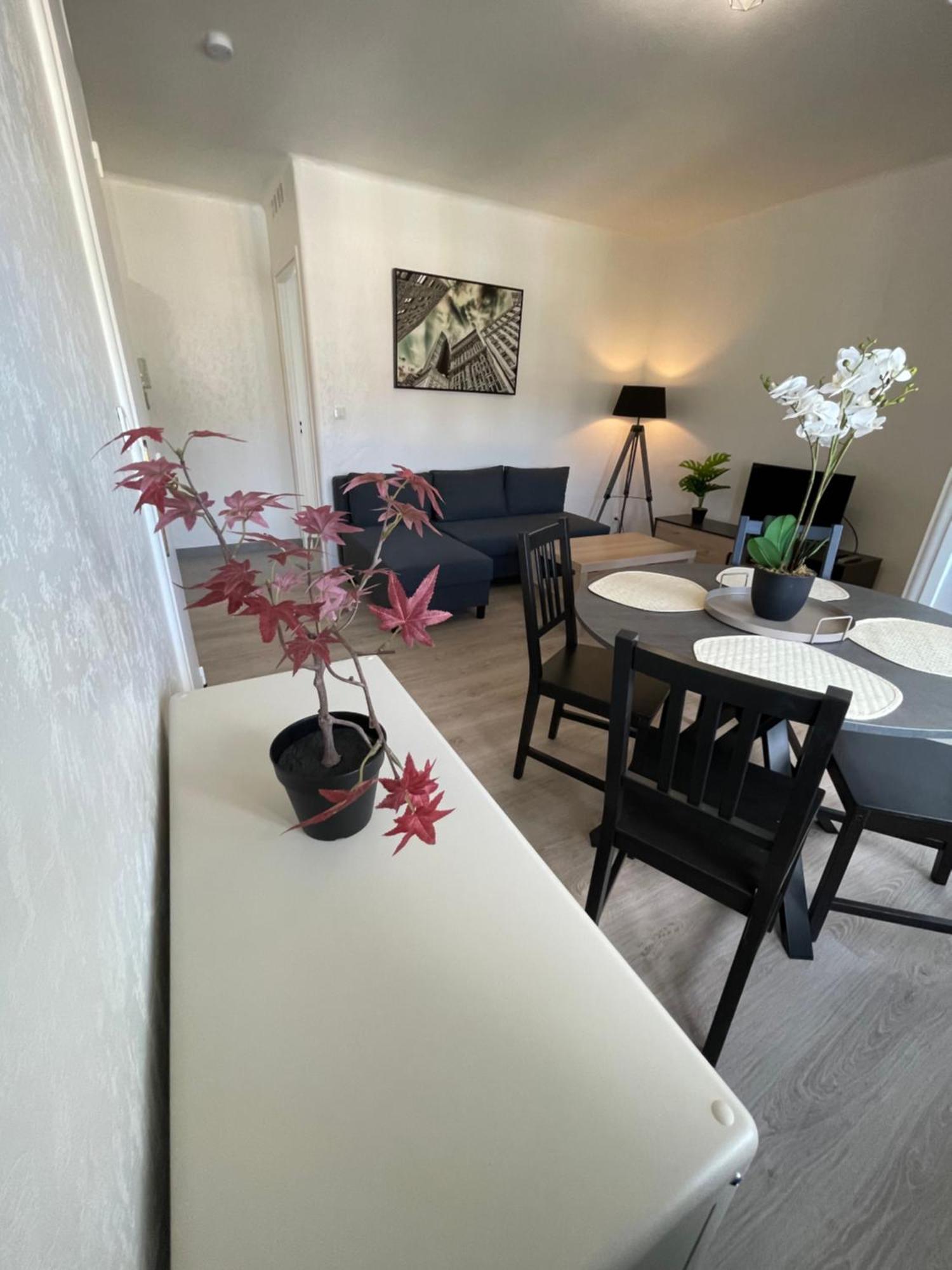 Appartement Renove Tout Equipe, Centre Ville, Proche De La Gare Et Commerce Flers  Eksteriør bilde