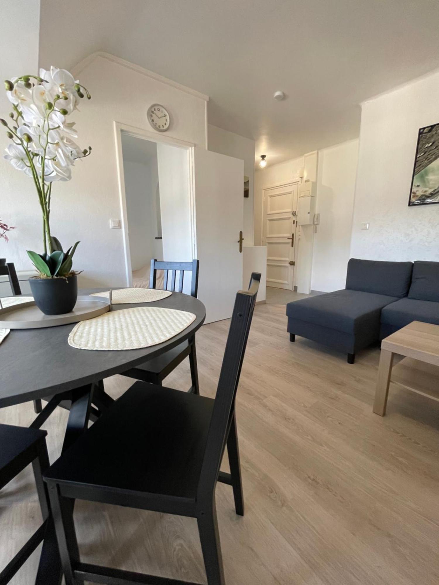 Appartement Renove Tout Equipe, Centre Ville, Proche De La Gare Et Commerce Flers  Eksteriør bilde