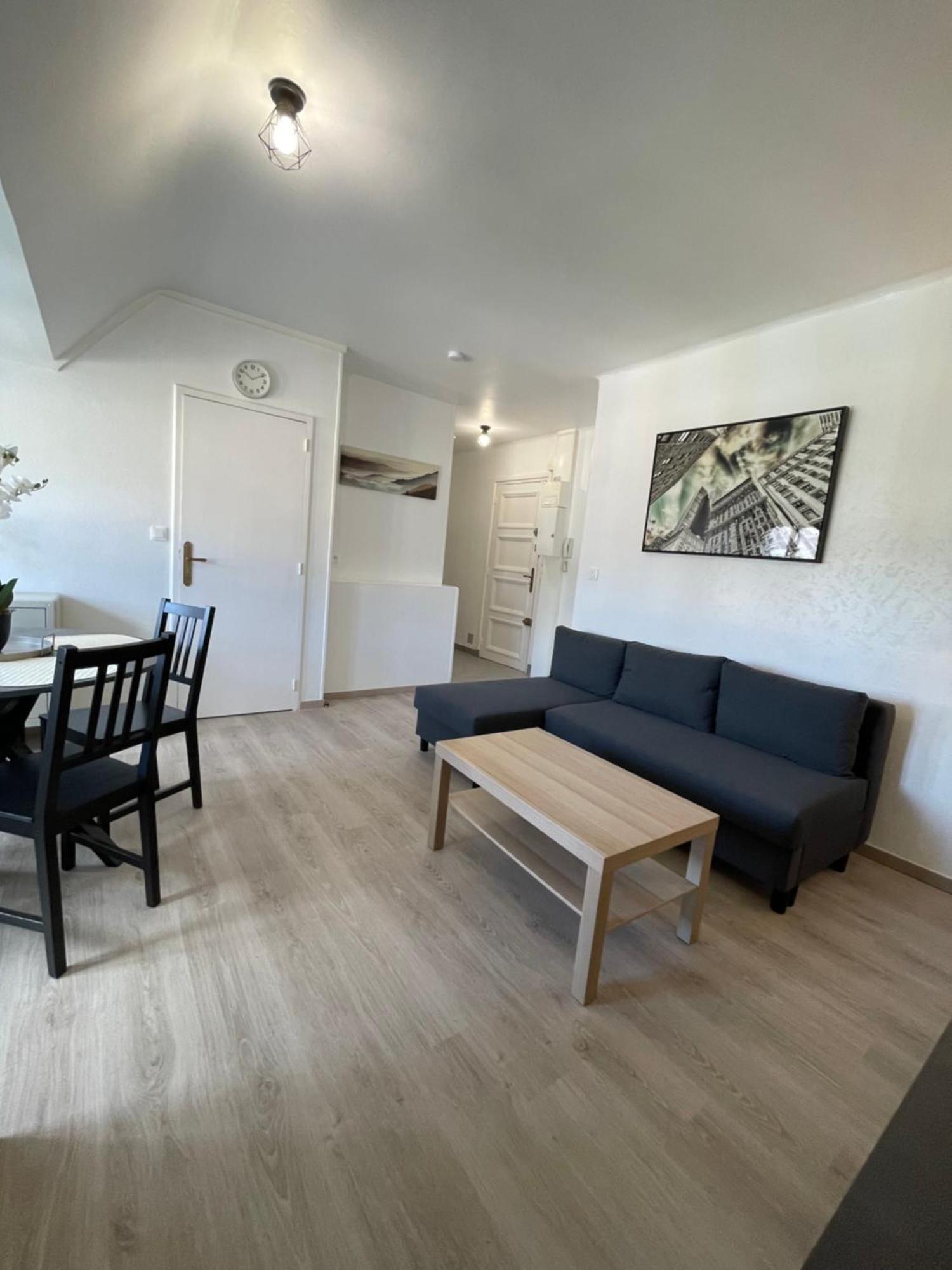 Appartement Renove Tout Equipe, Centre Ville, Proche De La Gare Et Commerce Flers  Eksteriør bilde