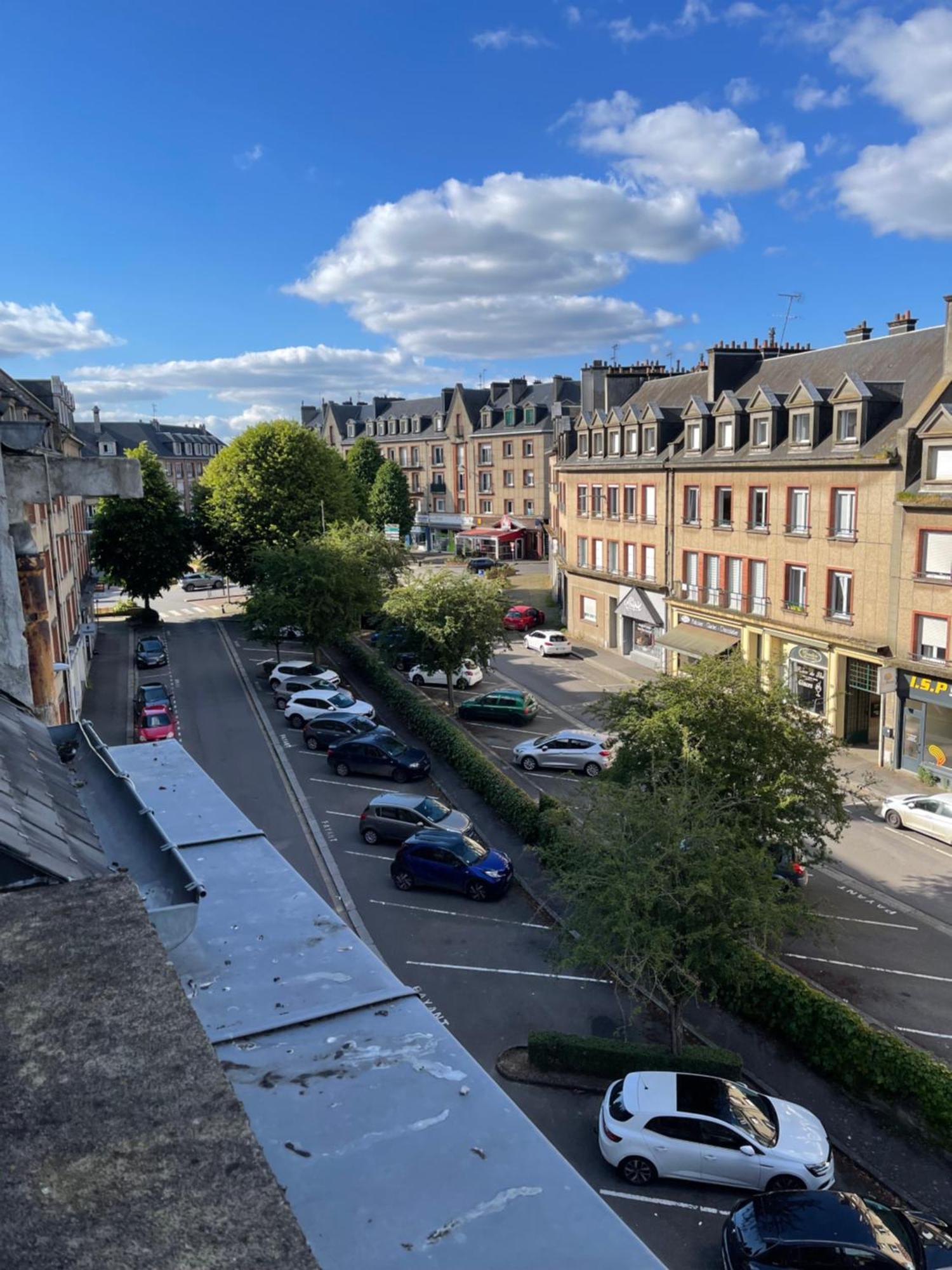 Appartement Renove Tout Equipe, Centre Ville, Proche De La Gare Et Commerce Flers  Eksteriør bilde